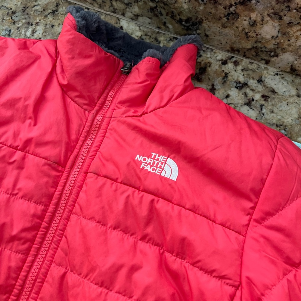 North face winter jacket - Picture 5 of 6